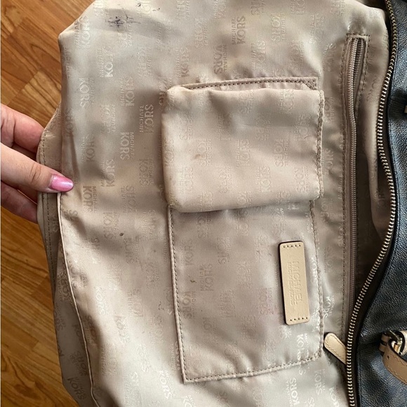 Michael Kors signature tote bag - Picture 10 of 12